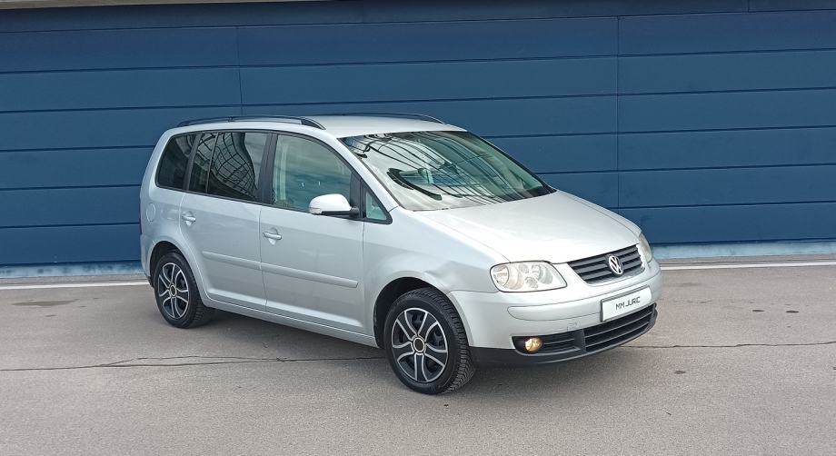 vw-touran-2.0-tdi-7-sjedala-slika-221810289