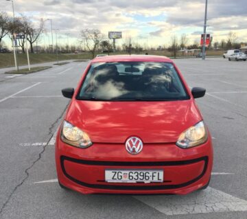 VW Up! 1,0 up! - cover