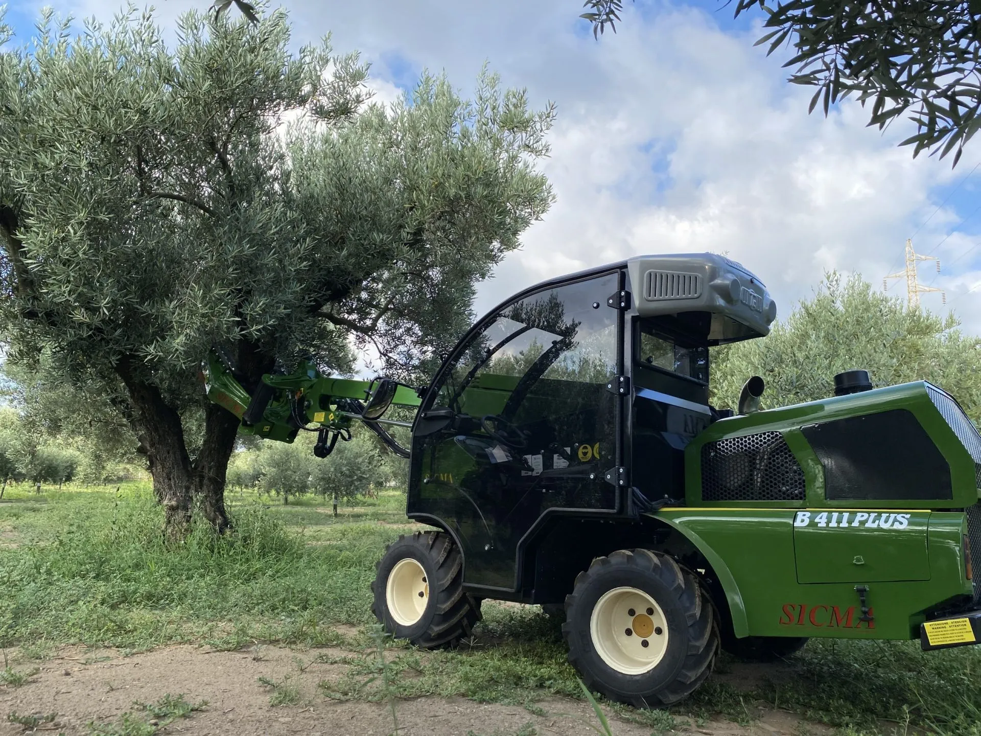 SICMA B411 PLUS - cover