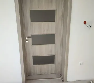 Vrata sa staklom - cover