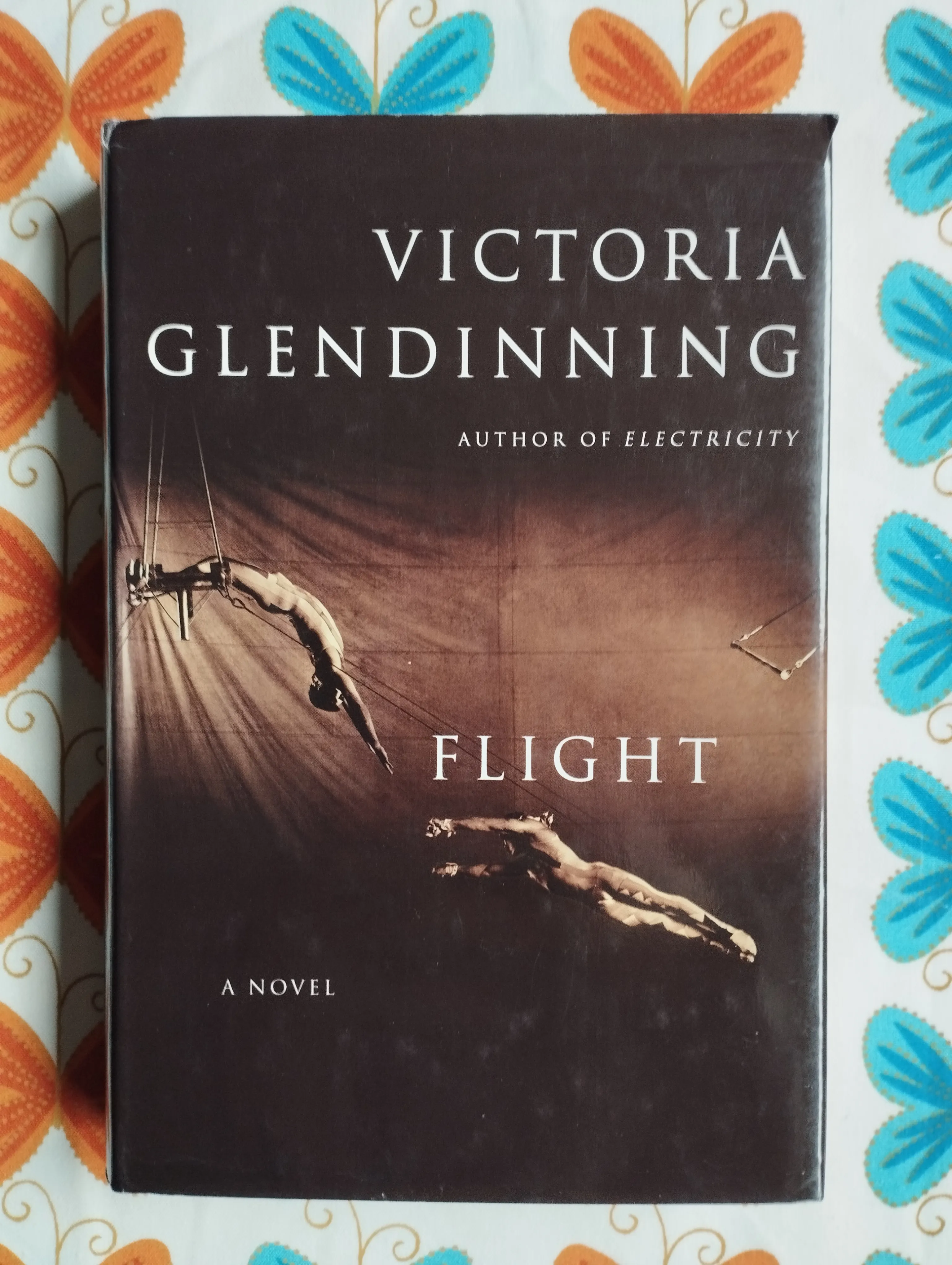 Victoria Glendinning - Flight - cover
