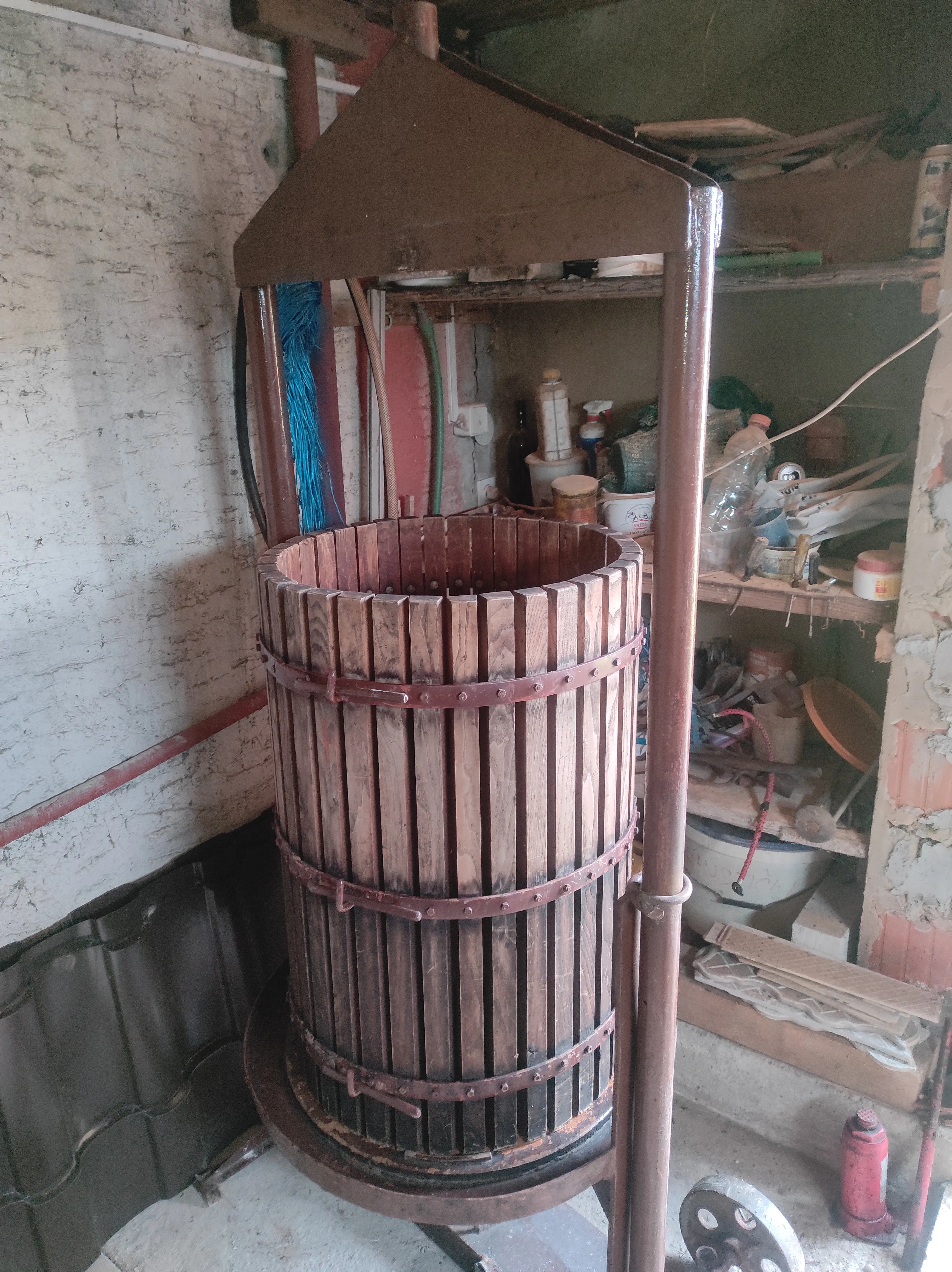 Preša za grožđe - cover