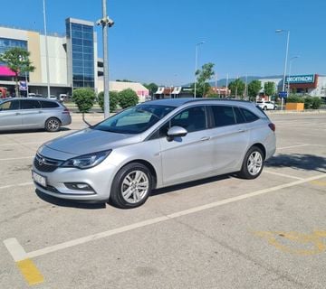 Opel Astra Karavan 1.6 cdti - cover