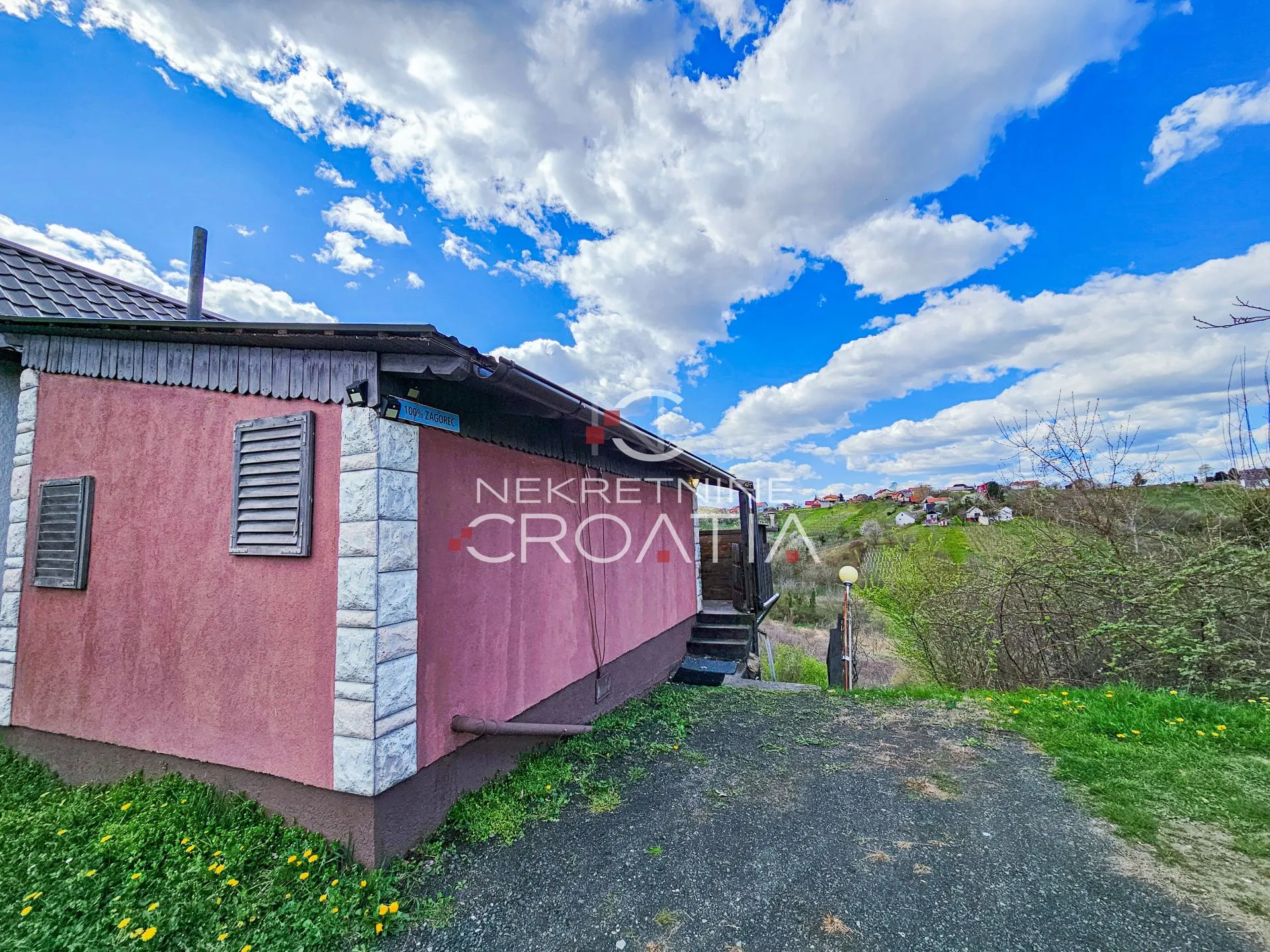 VRTLINOVEC, VIKEND KUĆA - cover