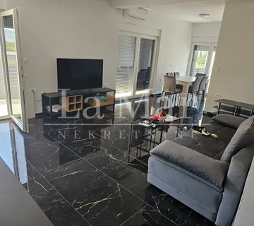 SELINE- stan na I. katu - 84,89 m2 - cover