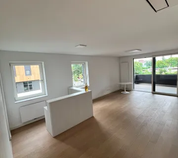 POSLOVNI PROSTOR 149 m² – DARWINOVA 4A, ZAGREB | RECEPCIJA | 4 GARAŽNA