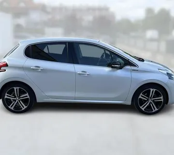 Peugeot 208 1,2 PureTech *GT line* JAMSTVO 24 MJESECA! - cover