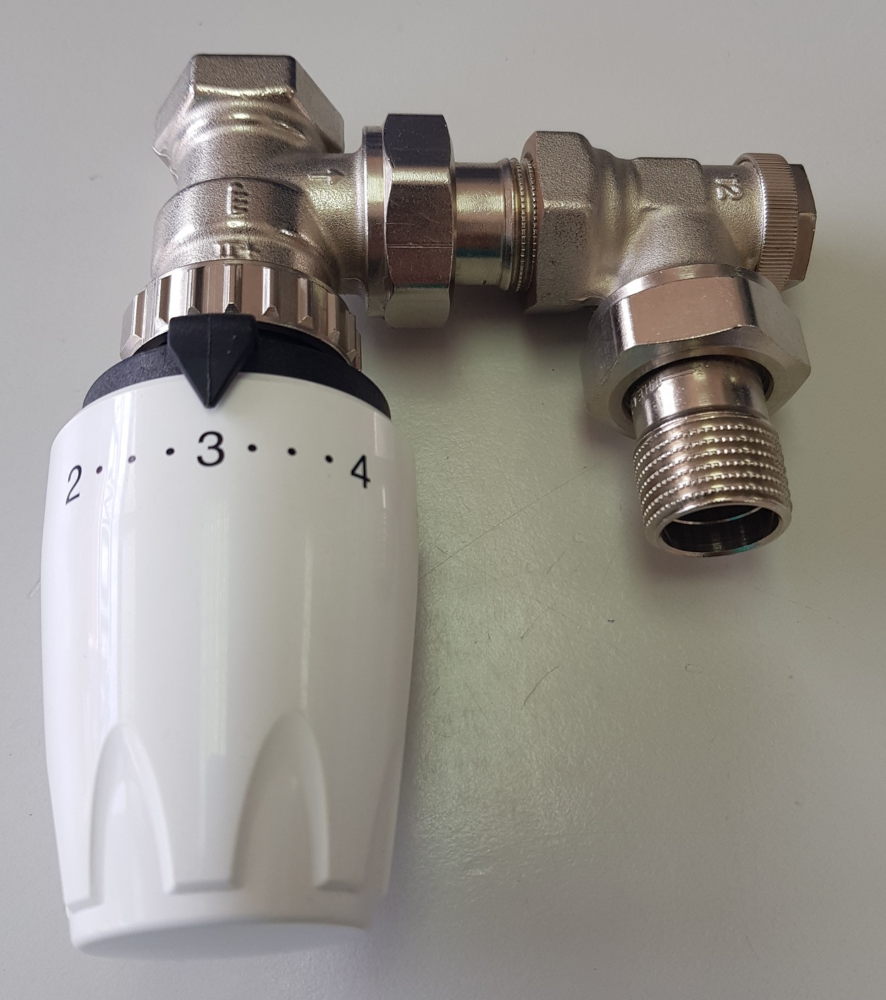 HEIMEIER TERMO VENTIL SET KUTNI 1/2 + PRIGUŠNICA - cover