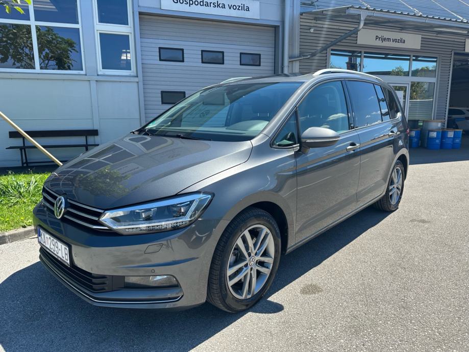 VW Touran 2,0 TDI "Sound" - cover