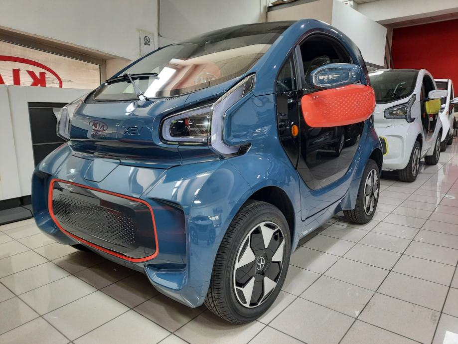 XEV Yoyo SPORT -Električni automobil - cover