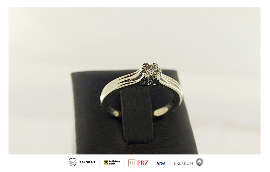 ZLATNI PRSTEN SA DIJAMANTOM 14K 2,70G 0,22ct - cover