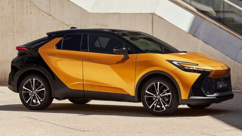 Toyota C-HR 1.8 hibrid C-Enter BRZA ISPORUKA - cover