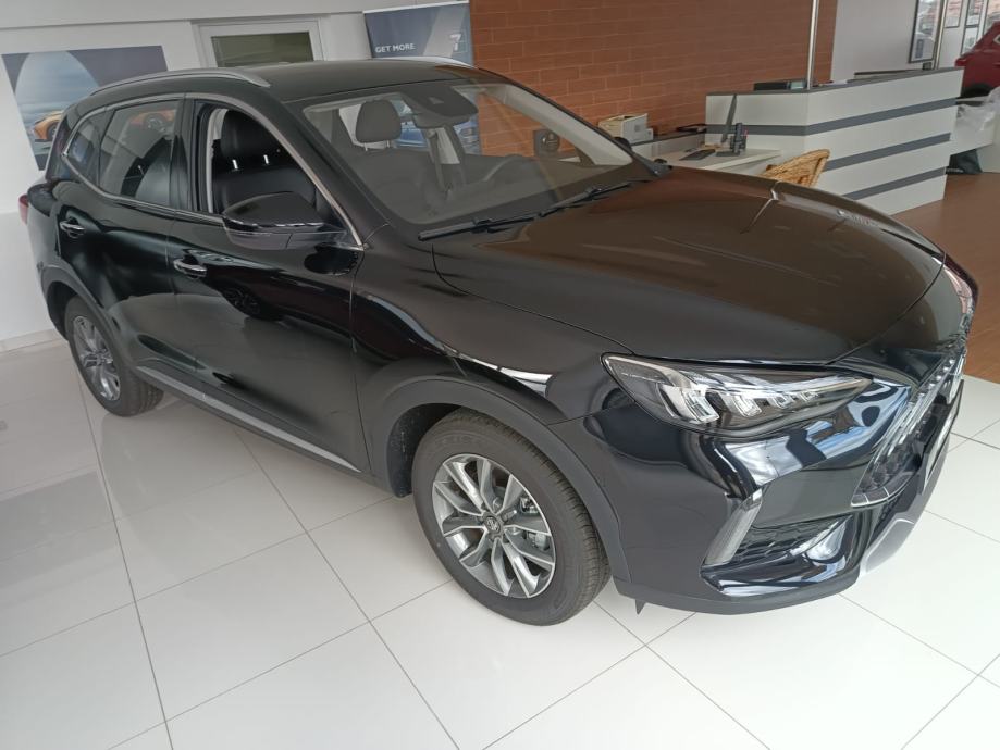 MG HS 1.5 T STANDARD ***AKCIJA*** - cover