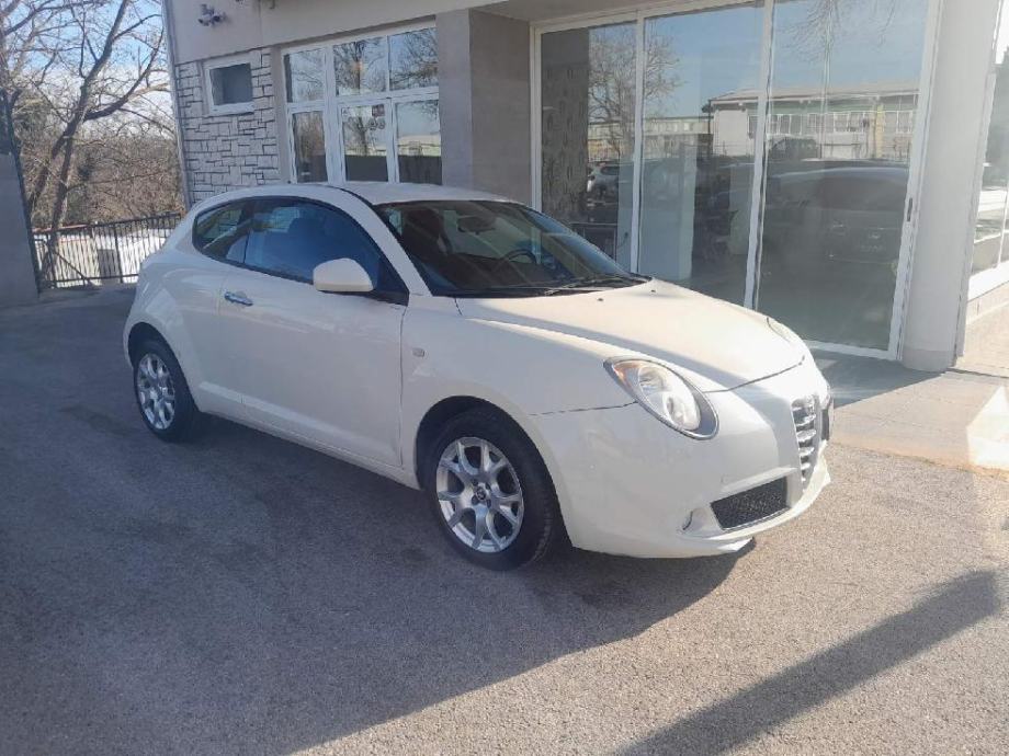 Alfa Romeo MiTo 1.3 JTD - cover