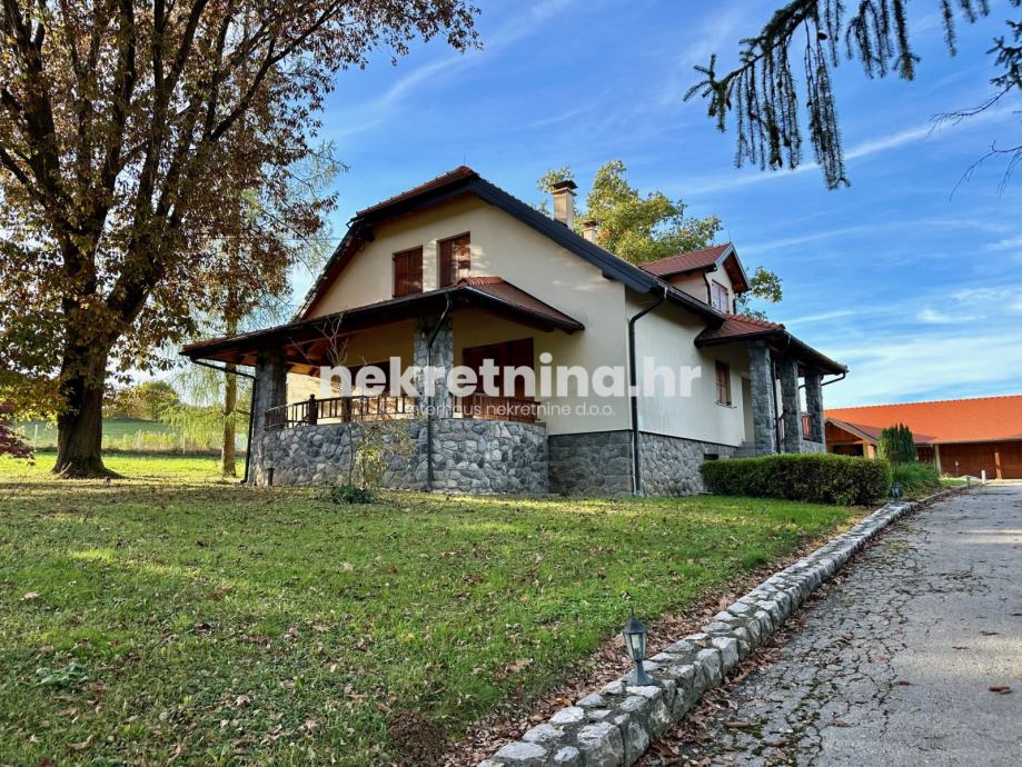 Prodaja - Samostojeća ladanjska vila / Kuća - Podgarić - 380m2 (prodaja) - cover
