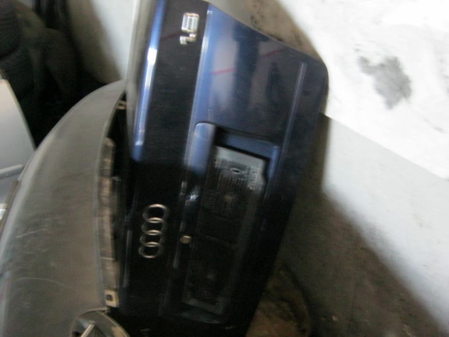 HAUBA ZADNJA ZA AUDI A4 - cover
