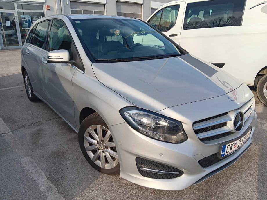 Mercedes-Benz B-klasa 180 CDI automatik - cover