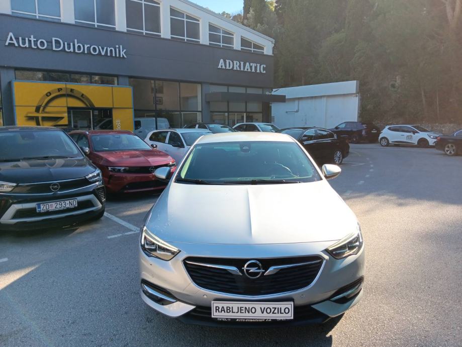 Opel Insignia Innovation 1,6 CDTI - cover