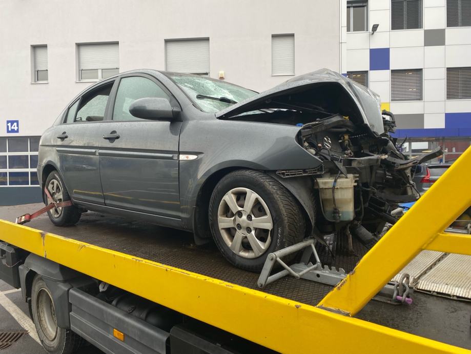 Hyundai Accent 1,5 CRDi GL dijelovi - cover