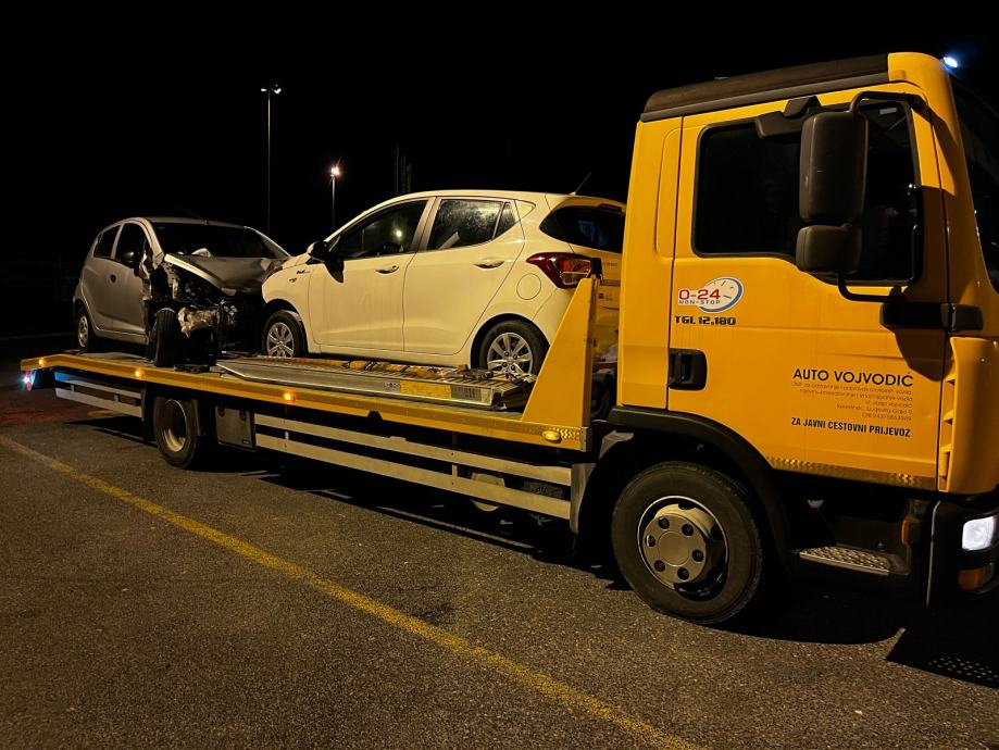 Hyundai i10 1,0 - cover