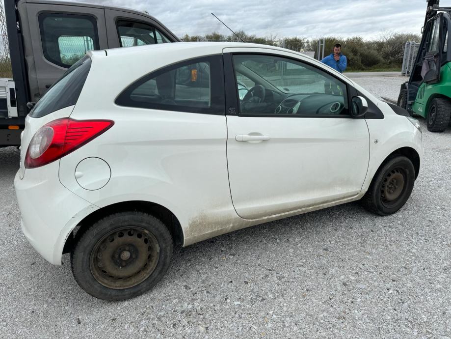 Ford Ka 1,2 2012g karambol prodajem - cover