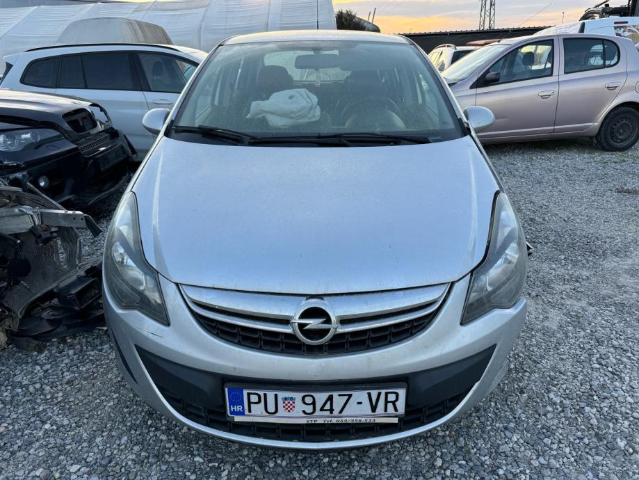 Opel Corsa 1.3 CDTI 014god karambol prodajem - cover