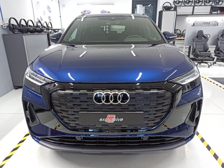 Audi Q4 40 e-tron *** S-line *** - cover