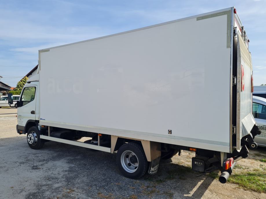 MITSUBISHI FUSO CANTER HLADNJAČA + RAMPA, 2010 god. - cover