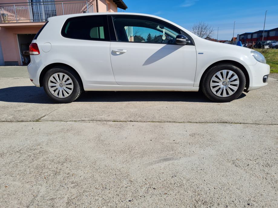VW Golf 6 1,6 TDI - cover