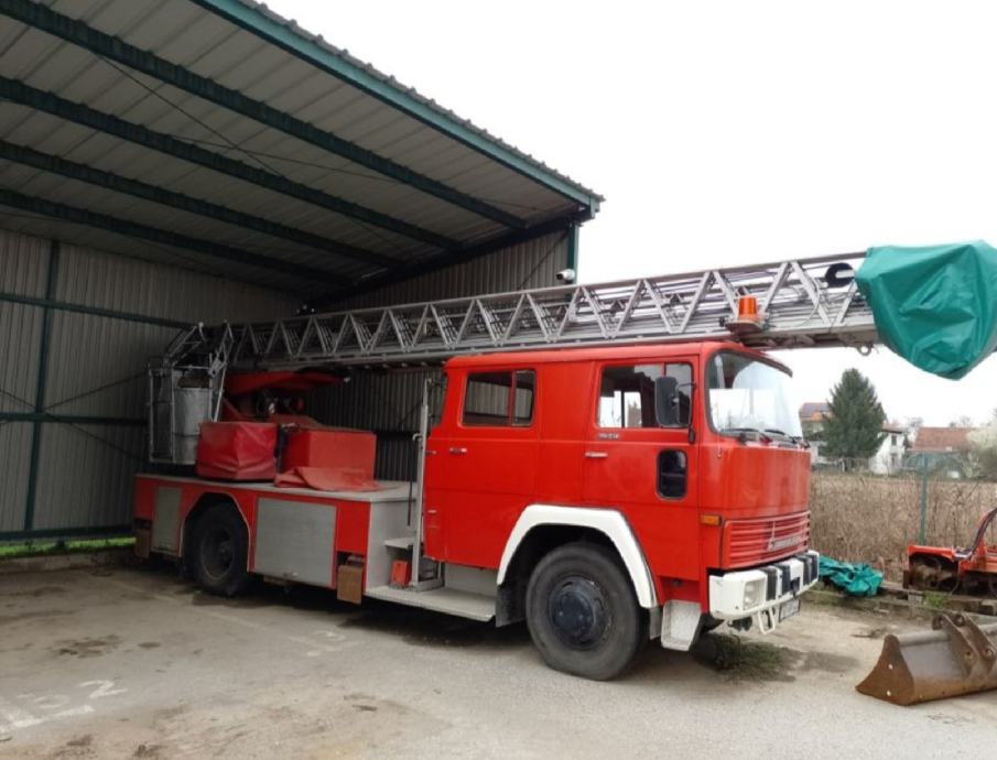 MAGIRUS DEUTZ DL 30-AM, 1979 god. - cover