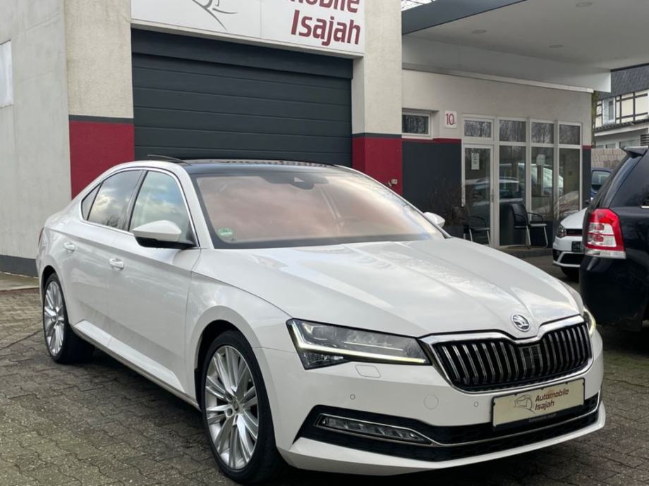 Škoda Superb 2,0 TDI - cover