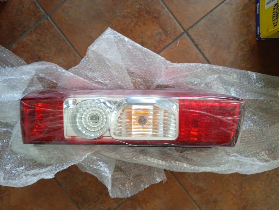 Stražnje svjetlo CITROEN JUMPER; FIAT DUCATO; PEUGEOT BOXER 7122016211 - cover