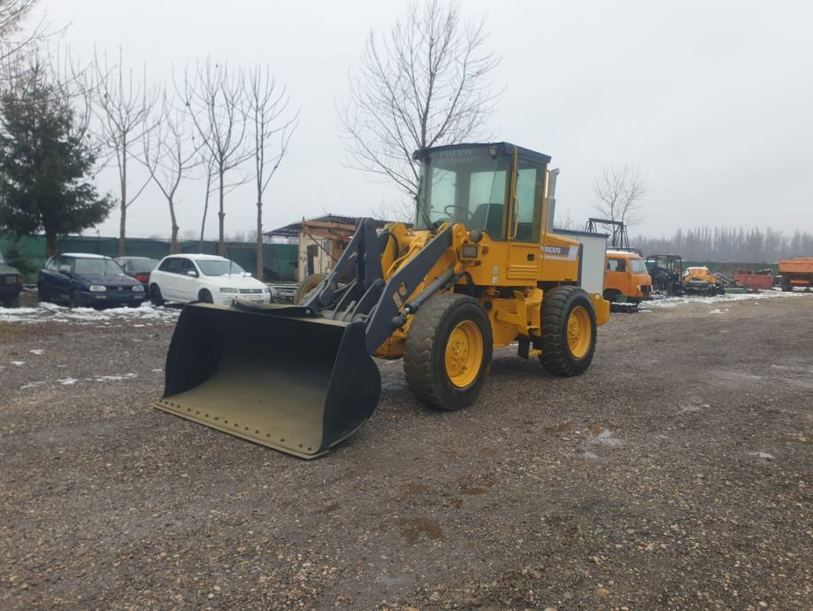Utovarivač VOLVO BM L50C - cover