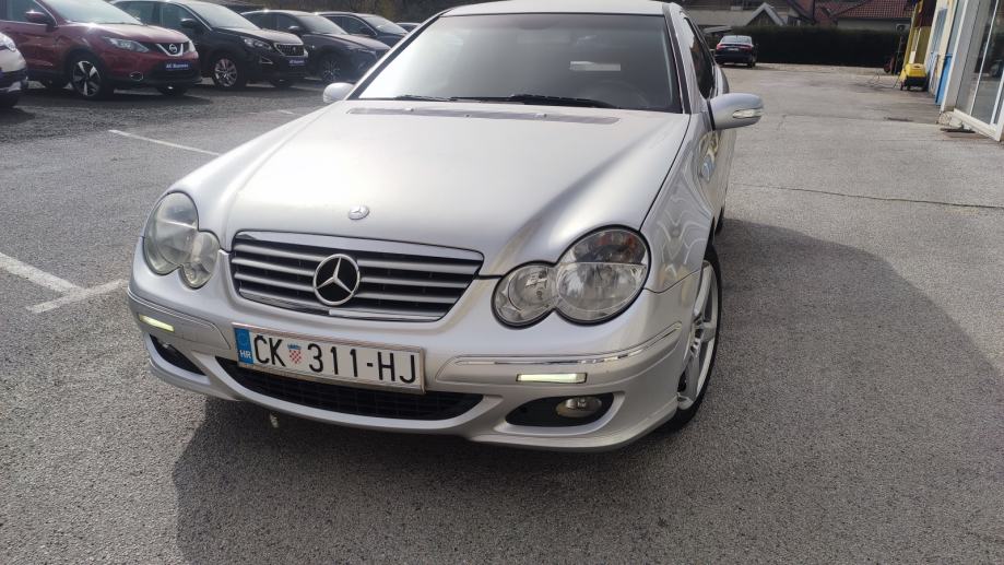 Mercedes-Benz C-klasa Coupe 220 CDI - cover