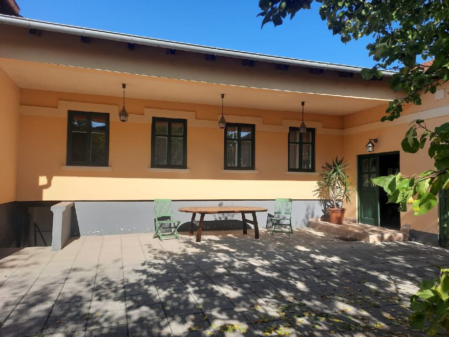 Kuća: Staro Topolje, 269.00 m2 sa okućnicom 1720 m2 (prodaja) - cover