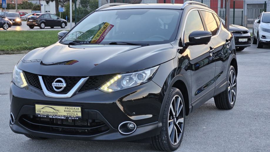 Nissan Qashqai 1,6 dCi X-Tronic, TEKNA 109TKM SERV NA IME XENON NAVI KA - cover