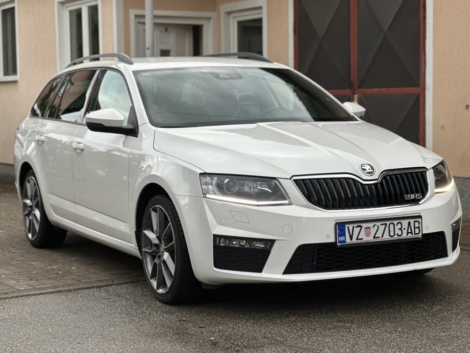Škoda Octavia Combi VRS 2,0 TDI - cover