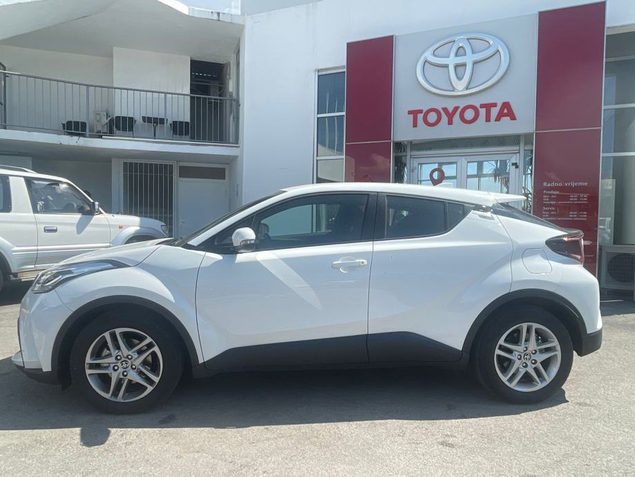 Toyota C-HR 1,8 C-ENTER SMART #TOYOTA financiranje - cover