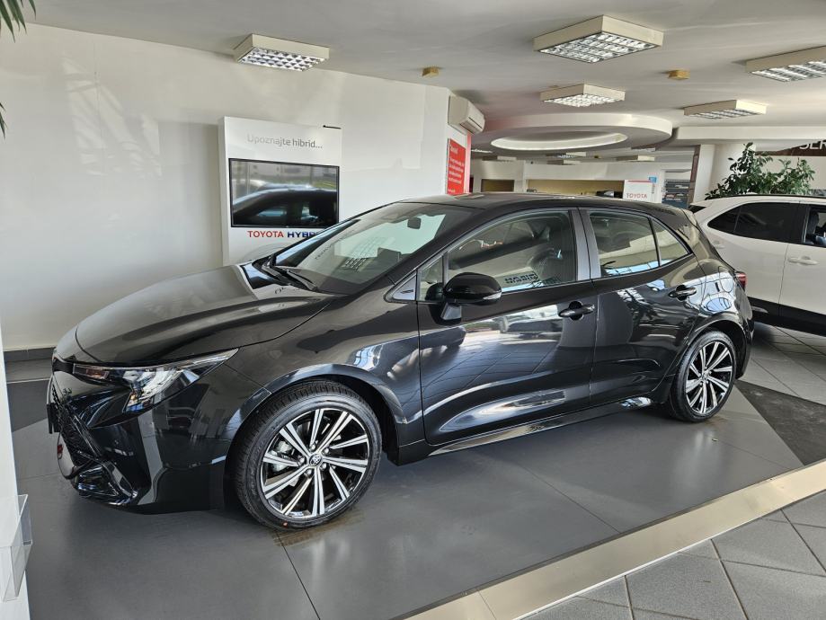 Toyota Corolla HB 2,0 hybrid SOL - POSEBNA PONUDA - cover