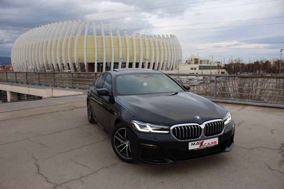BMW 520d, 2023 god., Reg. 2/25, laser svijetla, šiber, mpaket, 27000km - cover