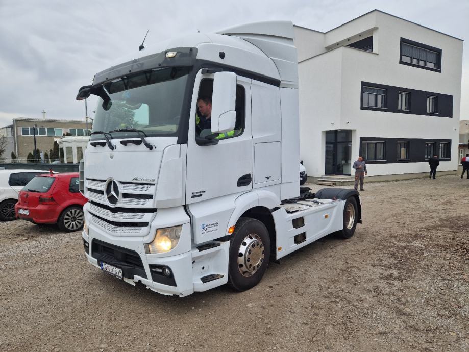 Actros MP4 1845 kipp hidraulika,Registriran 1g., 2012 god. - cover