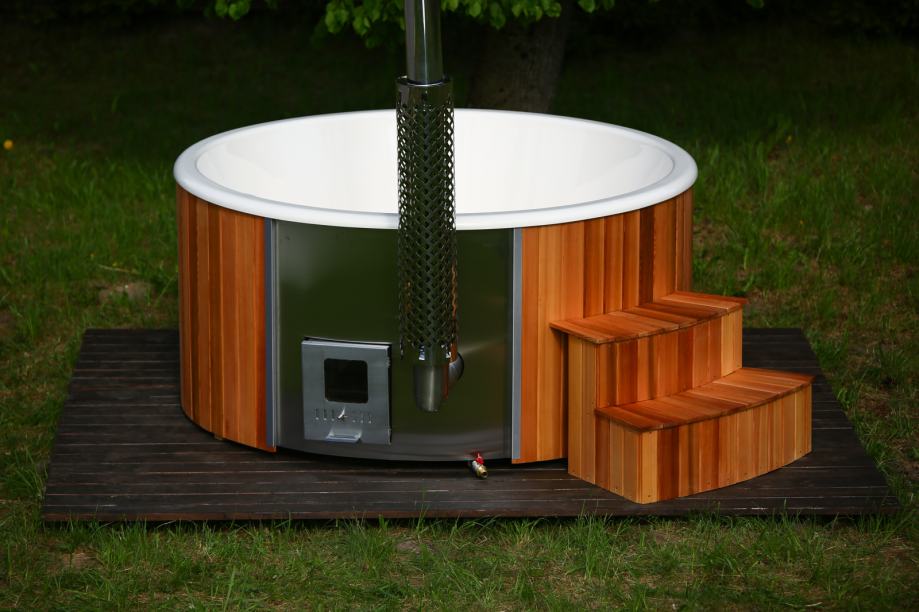 Hot-tub vanjski jacuzzy s peći na drva - cover