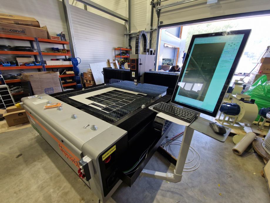 HyperCUT CNC fiber laser GreenLINE 1530 6000W - cover
