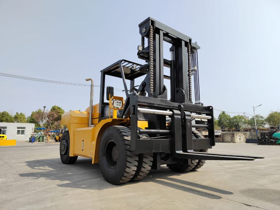 VMAX 10.000 KG ILI 15.000 KG - cover