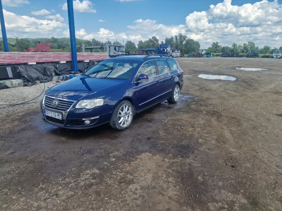 VW Passat Variant 2,0 TDI - cover