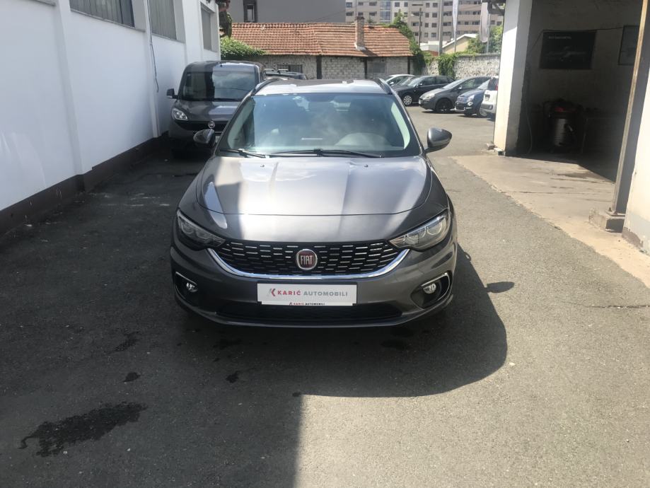 Fiat Tipo 1,6 Multijet Station Wagon Business DDCT - AUTOMATIC - cover