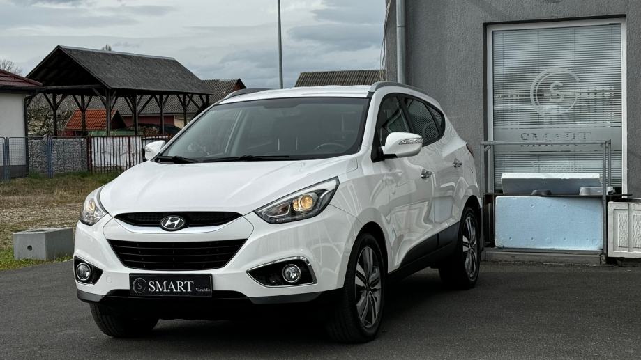 Hyundai ix35 2,0 CRDi, AUTOMATIK - cover