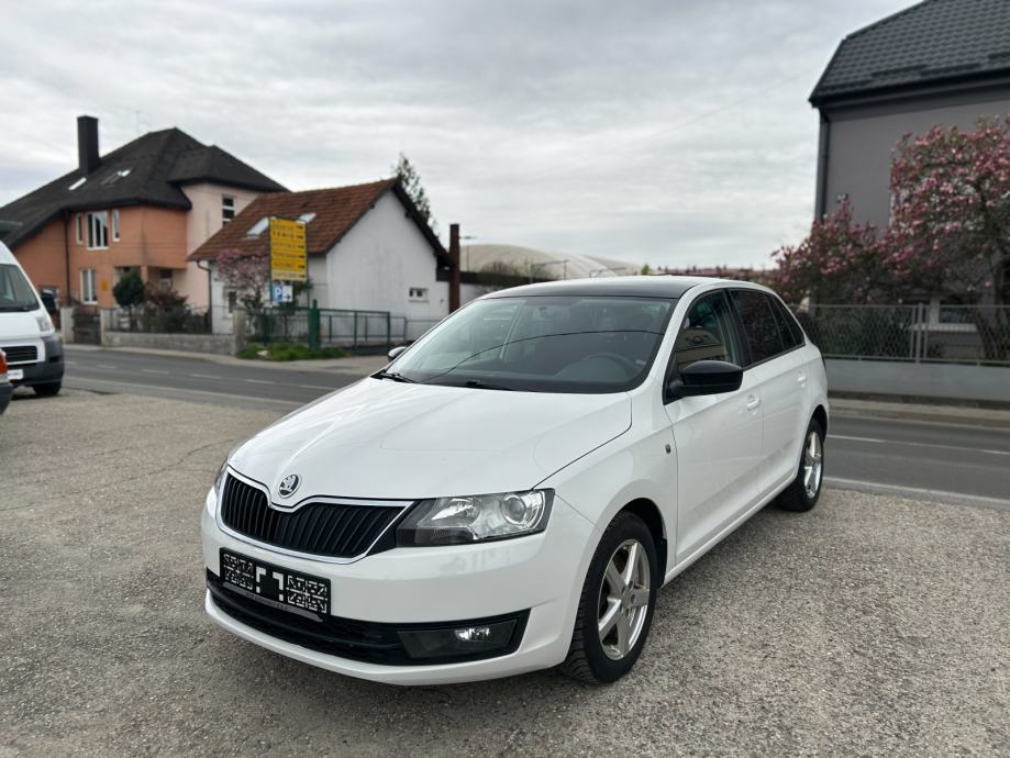Škoda Rapid 1,6 TDI Elegance (panorama-navigacija-gr. sjedala) - cover