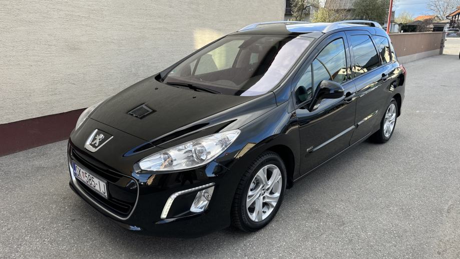 Peugeot 308 SW 1,6 e-HDi,2012.god.reg.6/2024.god.PANORAMA,alu 16”,PDC! - cover