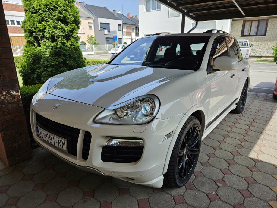 Porsche Cayenne GTS 4,8 , JEDINSTVEN U EU , PLIN , TOP STANJE, FULL - cover